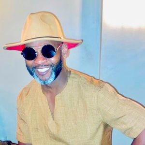 Meet your Posher, Eric